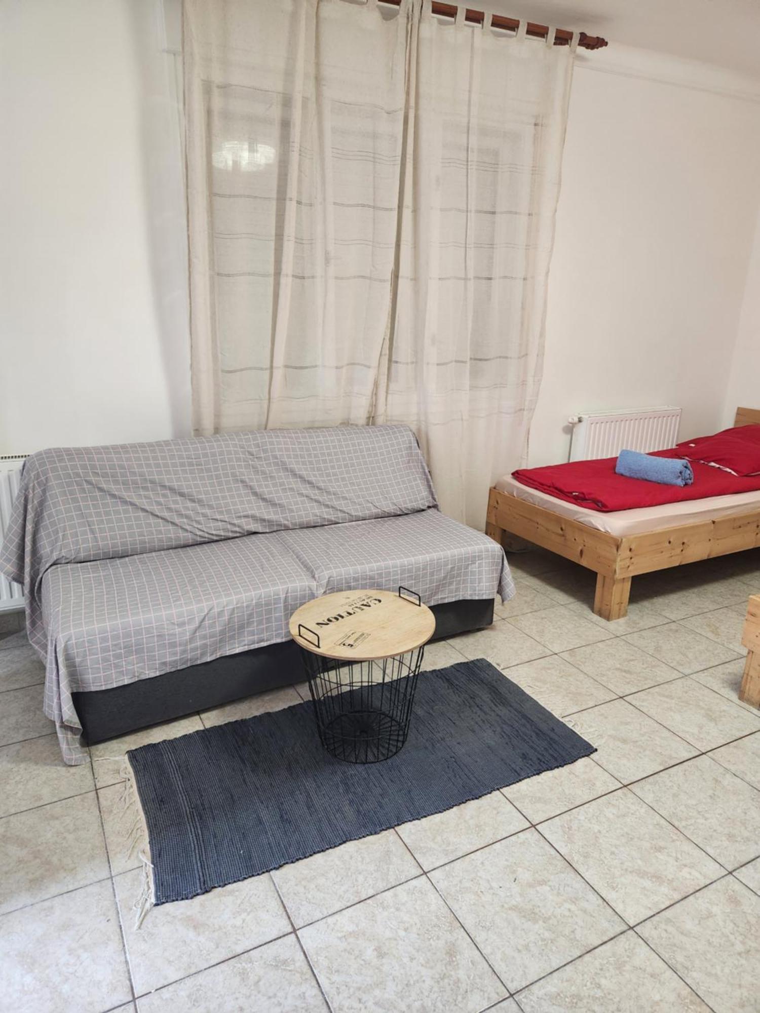Orsi Apartman / Vendeghaz 케치케메트 외부 사진