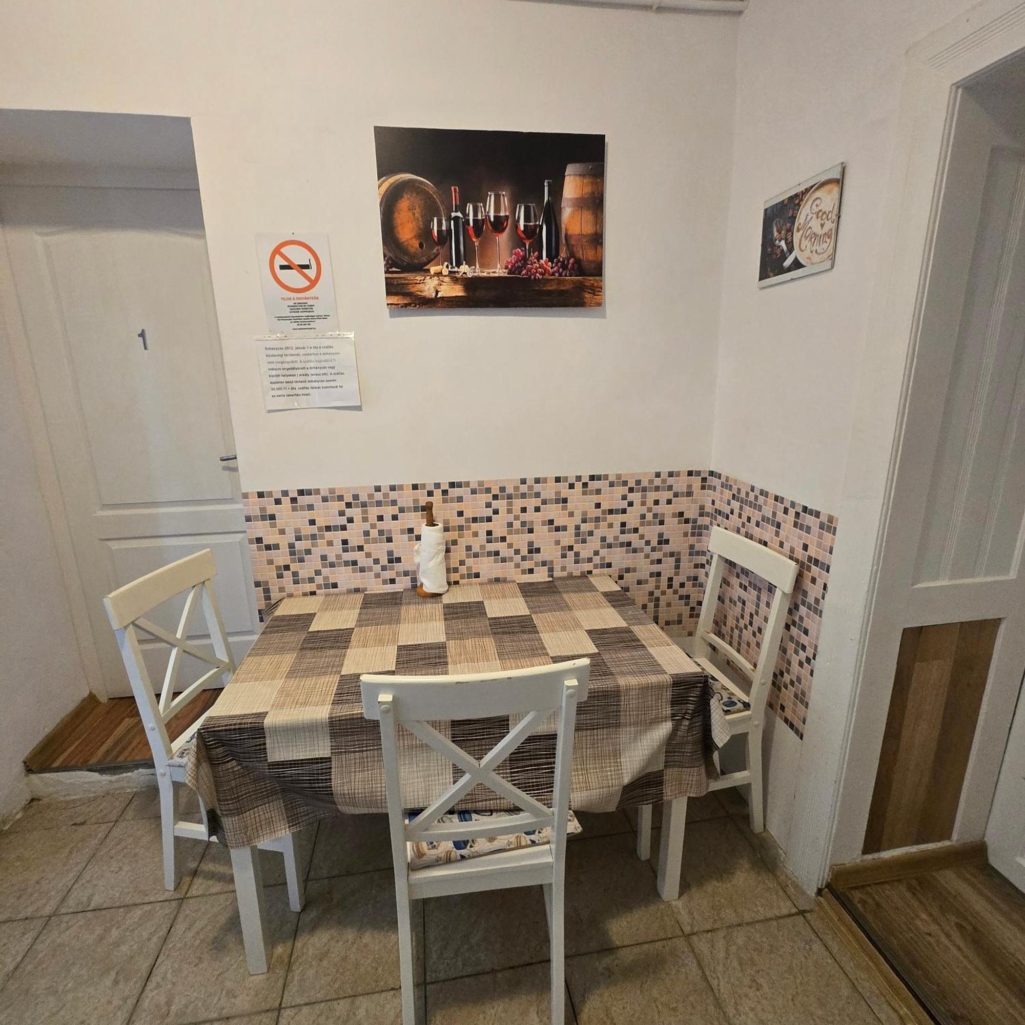 Orsi Apartman / Vendeghaz 케치케메트 외부 사진